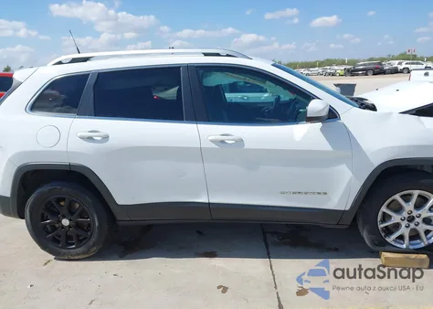 2016 Jeep Cherokee Latitude z USA, uszkodzony, nr VIN 1C4PJMCB4GW198704